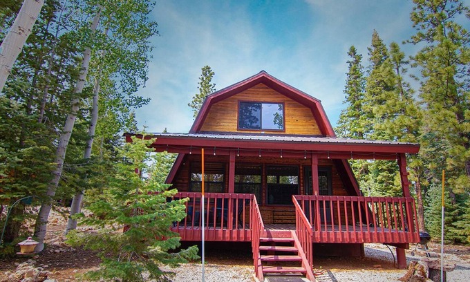 Meadow View Heights Cabina | Forest Getaway Spacious & Family-Friendly