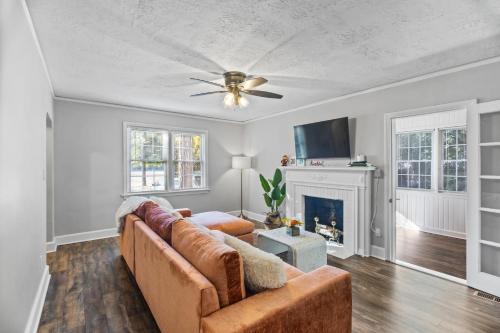 Forest Hills Casa | Forest Hills Cottage