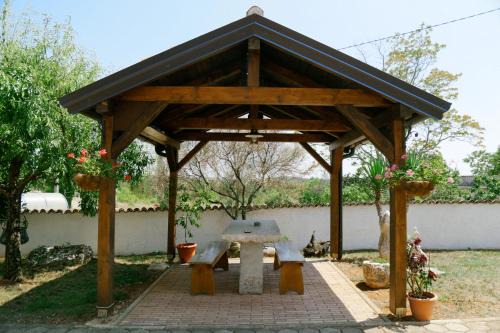 Jasenovica Apartamento | Forest Retreat