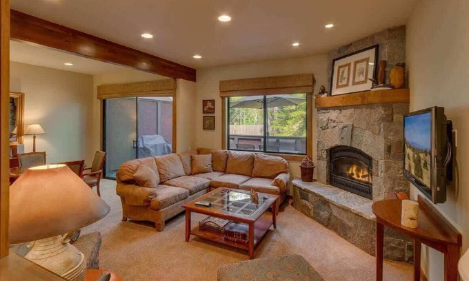 Tahoe Tavern Casa | Forest view condo includes pool, beach, pier, tennis, pickle ball-walk to town!