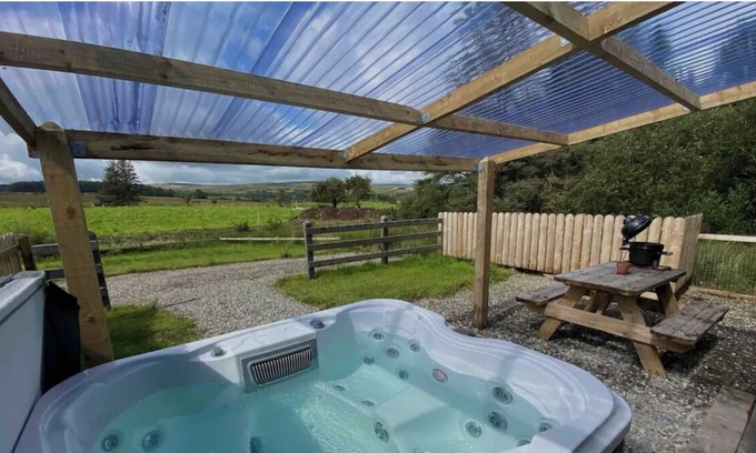 Coleraine Chalet De Esquí | Forest View Cottage - Private Hot Tub