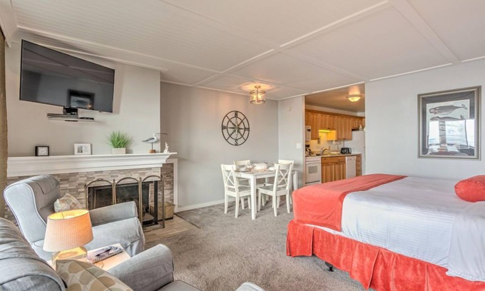 Otter Rock Apartamento | Forest View Studio with Full Kitchen & Patio