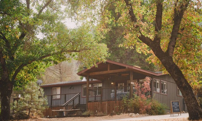 Midpines Casa | Forested Acres, Tranquil Setting, Hot Tub, Close to Yosemite