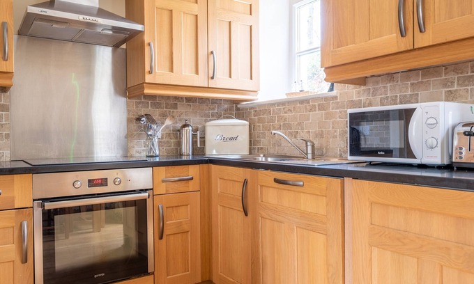 Graythwaite Cabaña | Forge - sleeps 4 guests in 3 bedrooms