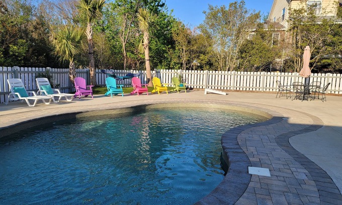 Sandbridge Apartamento | "Forget About It" Guest Suite- 300 STEPS TO BEACH! With pool