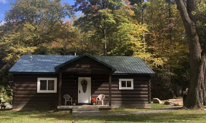 Markleysburg Cabina | Fort Necessity, Laurel Highlands, Fallingwater, Ohiopyle