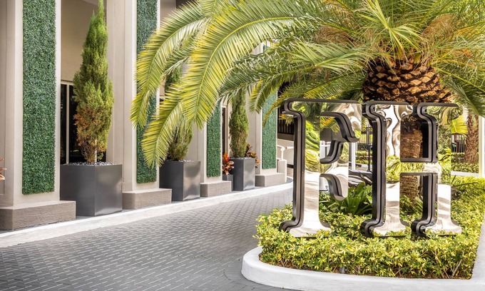 Brickell Hotel | Fortune House Hotel Suites