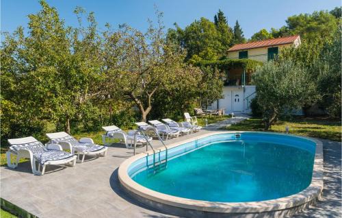Kucice Casa | Four-Bedroom Holiday Home Kucice With A Fireplace 09