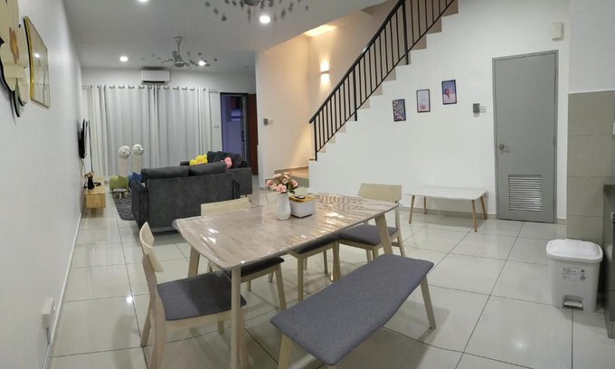 Tebrau Casa | Four Leaf Clover Residence @ Crest Mount Austin JB