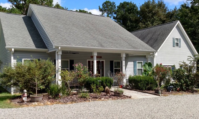 Shallotte Cama Y Desayuno | Four Mile Bed & Breakfast