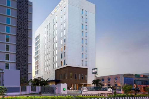 Semmencherry Hotel | Four Points by Sheraton Chennai OMR