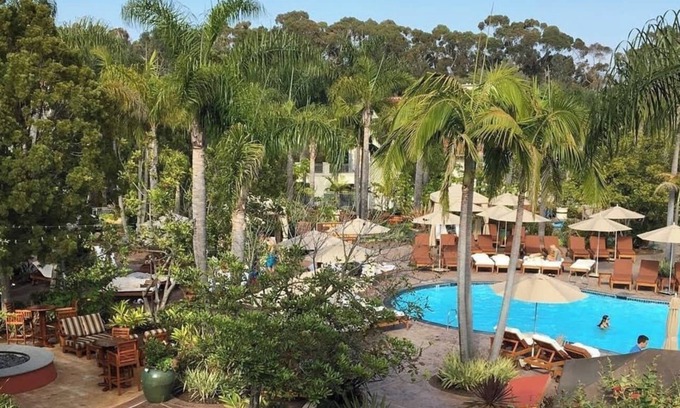 Aviara Complejo | Four Seasons Aviara Luxury Villa: close to Nature, Beach Towns & Theme Parks
