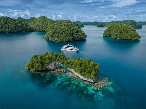 Koror Alquiler De Eote | Four Seasons Explorer Palau - Cruising Resort