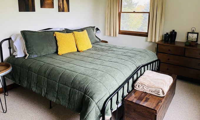 Logan Cama Y Desayuno | Four Seasons Suite (Hocking Hills)