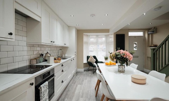 Much Wenlock Casa | Fox Corner