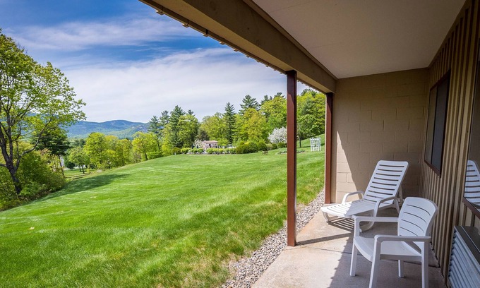 North Conway Hotel | Fox Ridge Resort