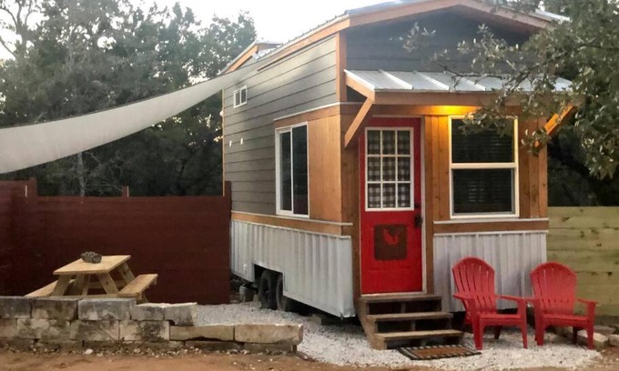 Austin Casa | Fox Tiny Home - The Cabins at Rim Rock