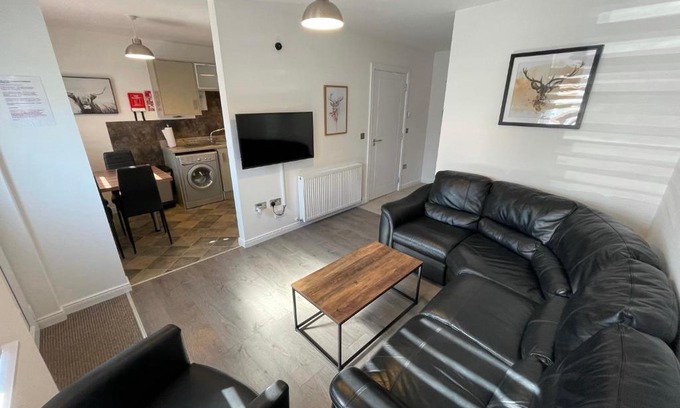 South Galson Casa | Foxglove Apartment