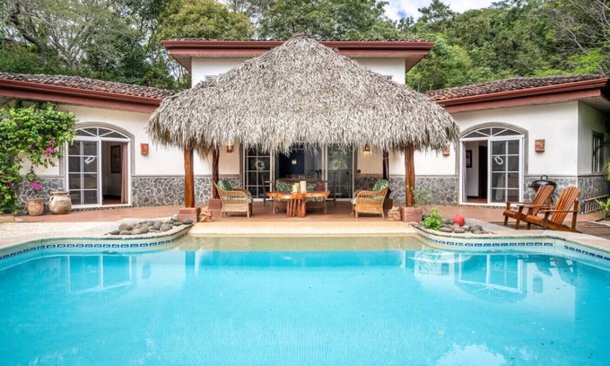 Cañafístula Casa | FP: Tropical Villa w/Guest Home, Pool, Garden