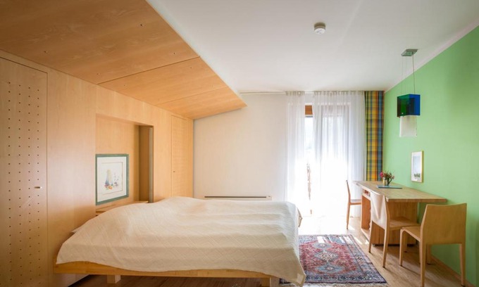 Ossiach Casa | Frühstückspension "Schlosswirt"