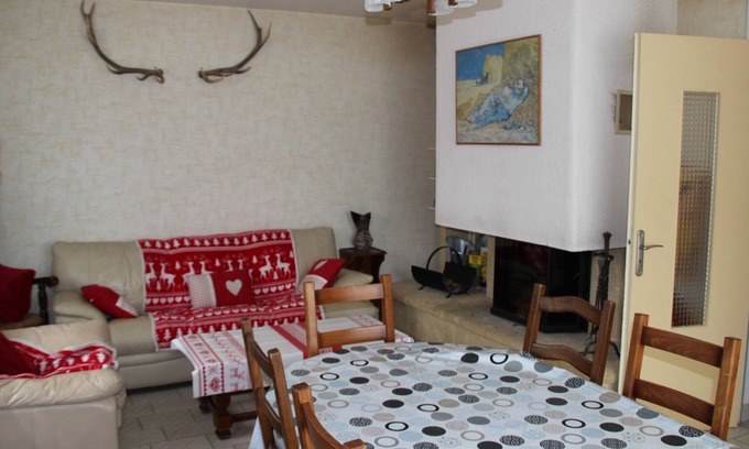 Autrans Casa | Casa espaciosa 18 pers, 8 hab, chimenea, jardín cercado, 4*