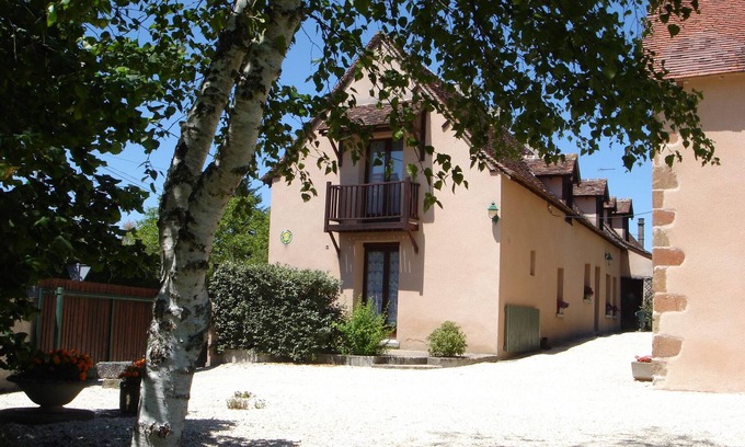 Rosnay Cabaña | Casa rural tranquila con estanque privado, chimenea, Wi-Fi y jardín cerrado