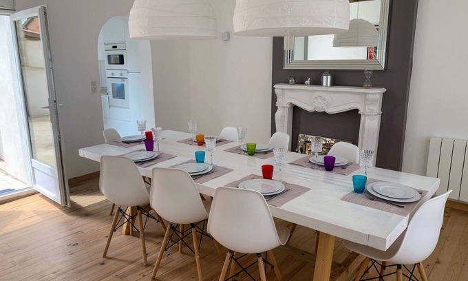 Rouffignac-Saint-Cernin-de-Reilhac Casa | Pretty townhouse in the heart of the village