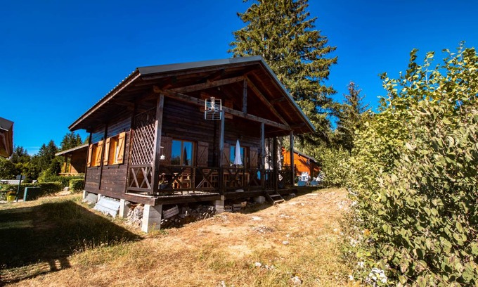 Saint-Laurent-en-Grandvaux Chalet De Esquí | 53 m² Chalet ∙ 2 habitaciones ∙ 6 huéspedes