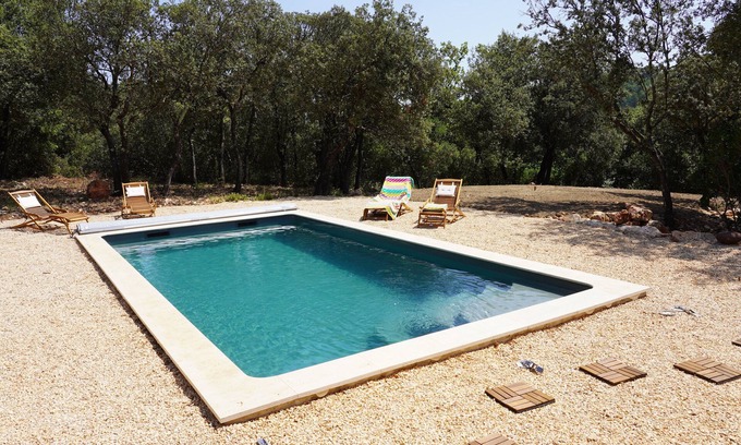 Saint-Maximin-la-Sainte-Baume Casa | Vacation in the vineyard: House for 6 with swimming pool