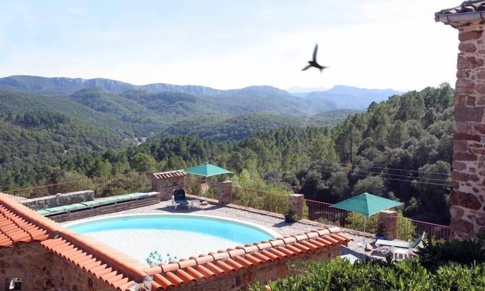 Saint-Sebastien-d'Aigrefeuille Casa | Nido 3 *** en la región de Cevennes, la naturaleza, el silencio, la comodidad. Incluye todo el año: spa, sauna, bolos, ciclismo, senderismo ... 10 minutos Ales, Anduze.