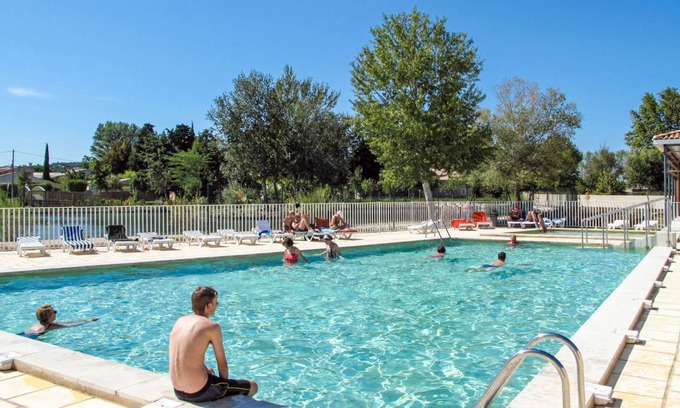 Saint-Saturnin-les-Avignon Casa | 40 m² Casa ∙ 2 habitaciones ∙ 6 huéspedes