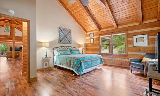 Hot Springs Village Cabina | Fragrance Free log cabin in Hot Springs Village- stunning!