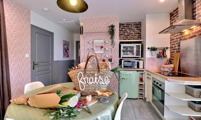 Corps-Nuds Casa | Fraise - Corps-nuds - Gîte