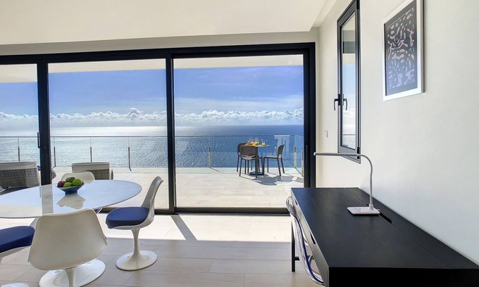 Tabua Apartamento | Francelho 2 Apartment by LovelyStay