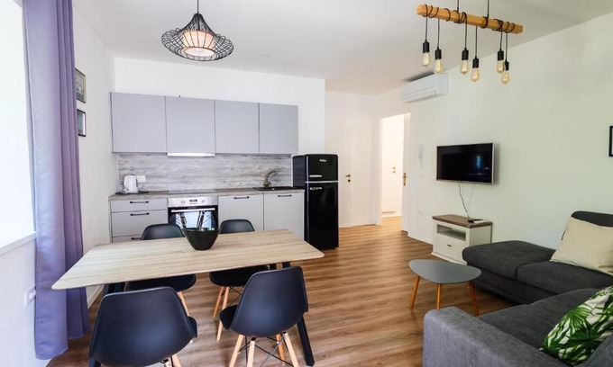 Izola Apartamento | Franckina hiša