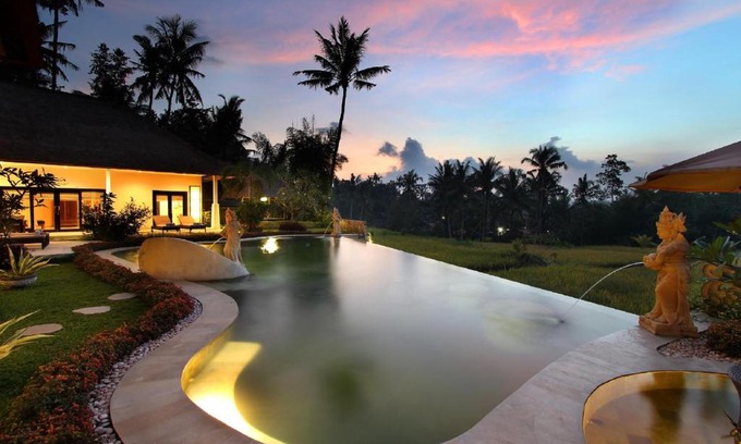 Mambal Villa | Frangipani Villas
