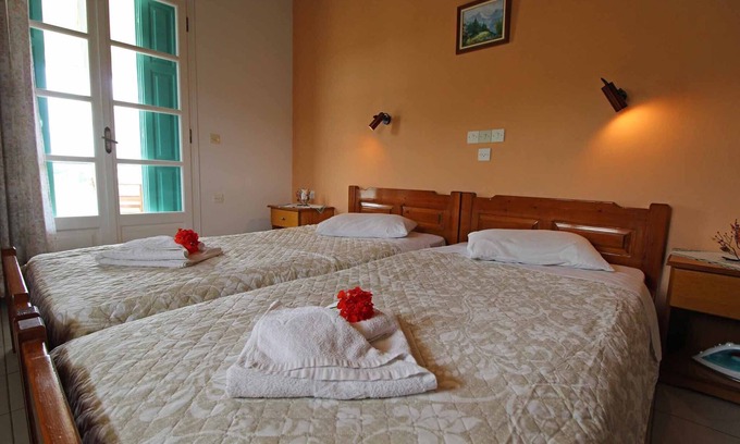 Agios Spyridon Corfu Apartamento | Apartamento Frankis 8 Agios Spyridonas Perithia