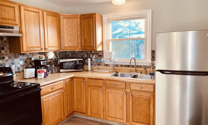 Franklin Condominio | Franklin Condo Fully furnished, 31 day minimum lease, near downtown Franklin