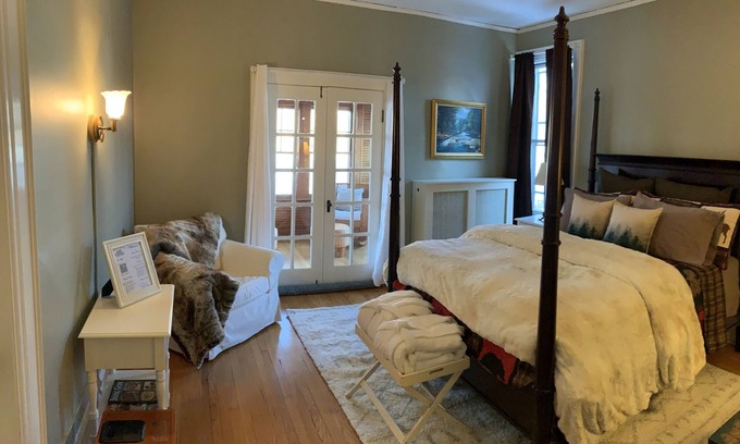 Saranac Lake Cama Y Desayuno | Franklin Manor Bed & Breakfast