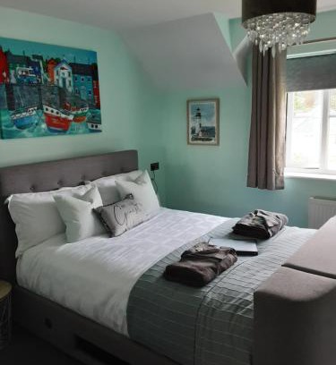 Par Casa | Freda's Treasure "Abi's Room"