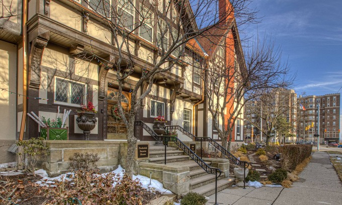 Detroit Cama Y Desayuno | Frederick Stearns House Historic Inn