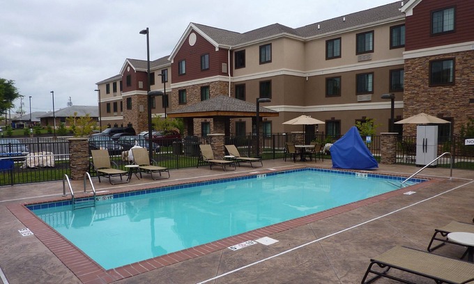 Bowling Green Apartamento | Mobility Accessible Studio Near WKU Campus | Desayuno diario gratuito + acceso al gimnasio