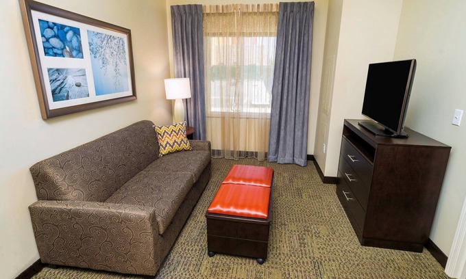 Newark Condominio | Desayuno gratis. Piscina. Barbacoa compartida. ¡30 minutos al zoológico de Oakland!
