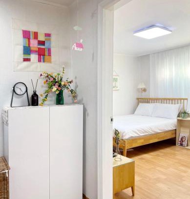 Mapo Apartamento | Free Early Check-in! 5min to Subway Station Store at Doorstep