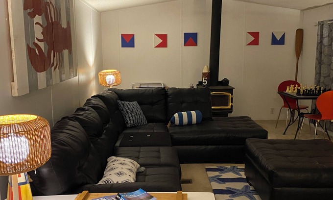 Northport Casa | Free Kayak or Paddle board Delivery with your stay!