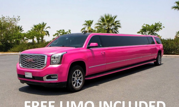 Hays County Casa | FREE LIMO, 2 ACRES Ranch 6 Rooms 4bath Sleeps 26