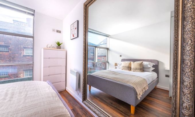 St George's Quarter Apartamento | Free Parking, Balcony, Modern, 2 Bed, Citycentre