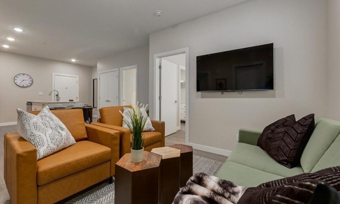 Shaganappi Apartamento | Free Parking, Pet Friendly, Close to DT