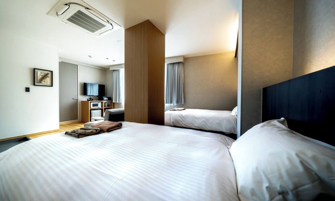 Hatsukaichi Hotel | Summer trip plan for two E102 / Hatsukaichi Hiroshima
