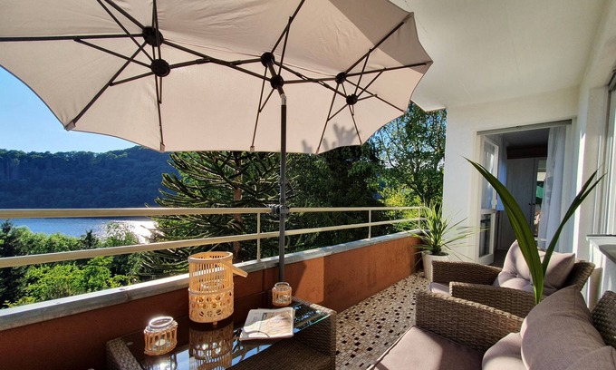 Einruhr Condominio | Freedom of the way I - waking up in nature